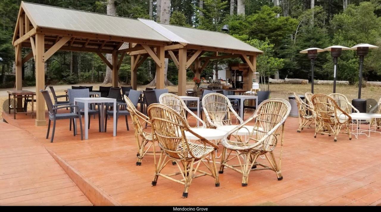 Mendocino Grove Hotel Exterior photo